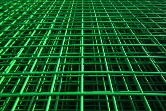 Hàng rào lưới kim loại màu xanh lá cây nhúng nóng 1/2 &quot;X1 / 2&quot; 16 Bwg