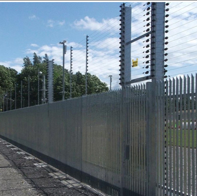 Chiều cao 1,5m-2,8m Hàng rào an ninh bằng tôn mạ kẽm chống gỉ