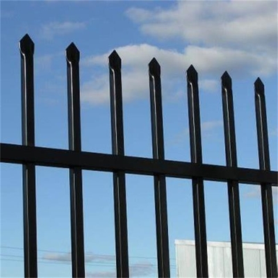 Chiều cao hàng rào bằng kim loại PVC 3.0mm 4.0mm từ 1m đến 6m