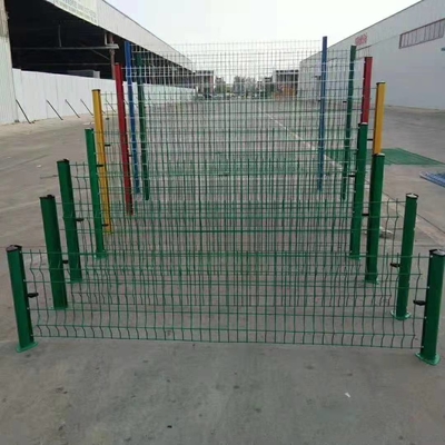 Dễ dàng lắp ráp hàng rào lưới dây 3D 200 * 50mm Hàng rào trang trại dây hàn