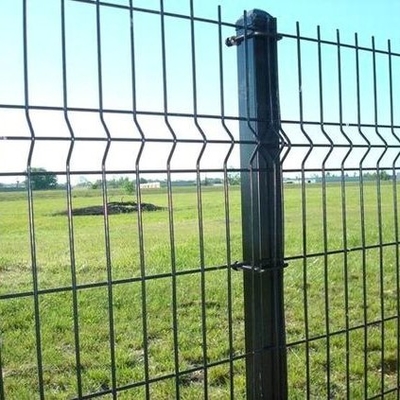 Hàng rào lưới thép 3D mạ kẽm với cột vuông RAL 6005 Green