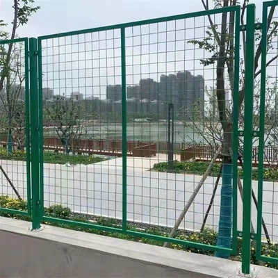 Lưới hàn 3mm màu xanh lá cây Hàng rào khung kim loại Dây vật liệu cho trang trại